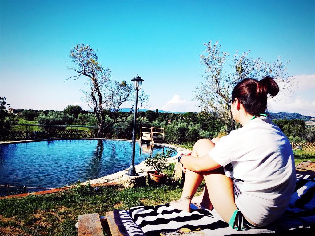 Agriturismo Il Poderino บิบโบนา ภายนอก รูปภาพ