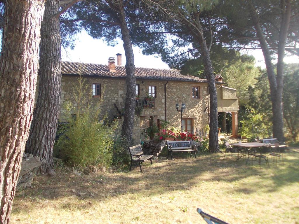 Agriturismo Il Poderino บิบโบนา ภายนอก รูปภาพ