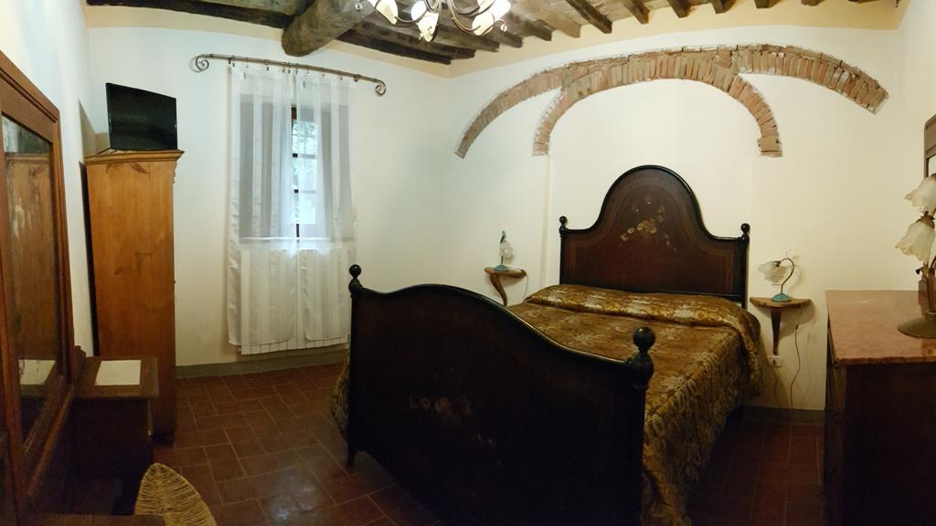 Agriturismo Il Poderino บิบโบนา ภายนอก รูปภาพ