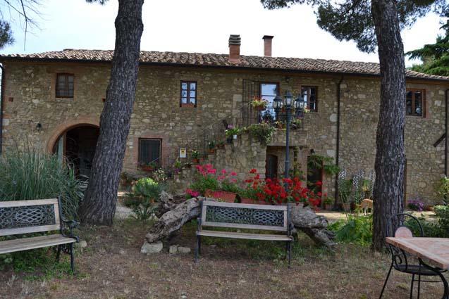 Agriturismo Il Poderino บิบโบนา ภายนอก รูปภาพ